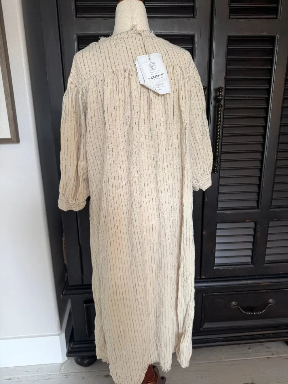 Magnolia Pearl Woven Bibby Dress - Picture 2 of 3